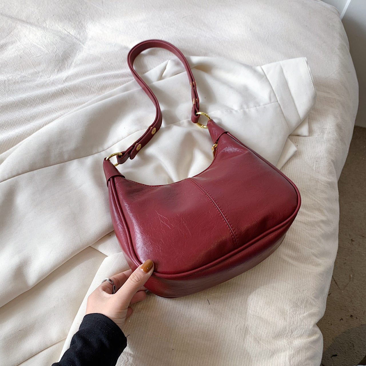 Underarm Crossboby Bag
