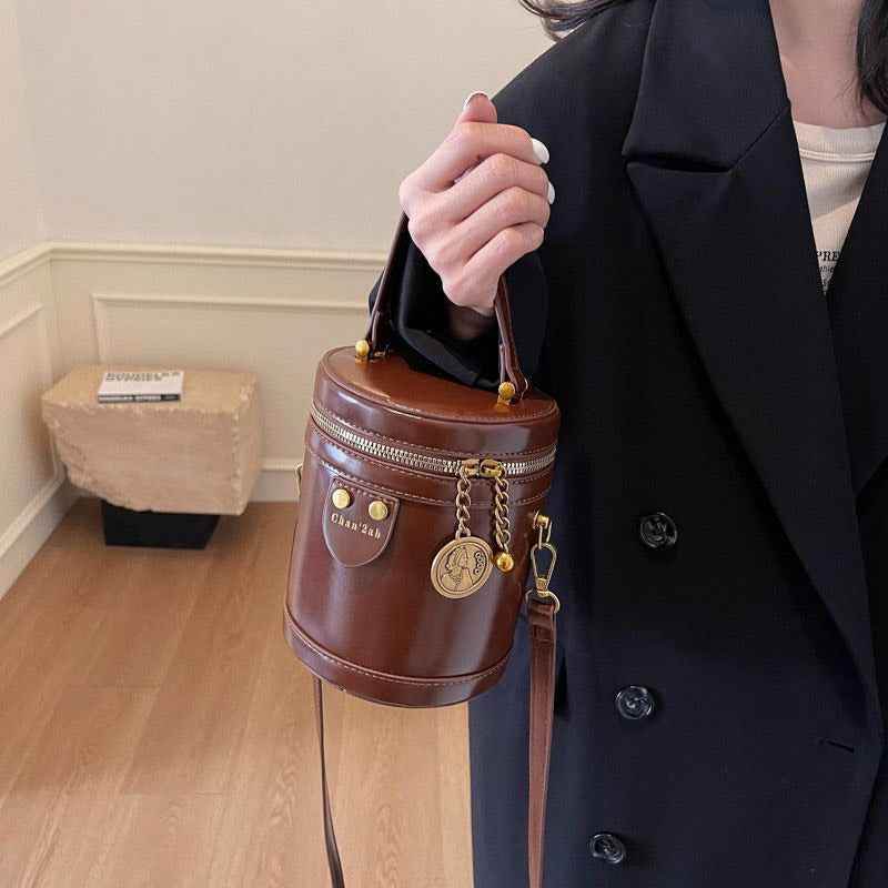 Sleek Flask Bag - Norteast.style