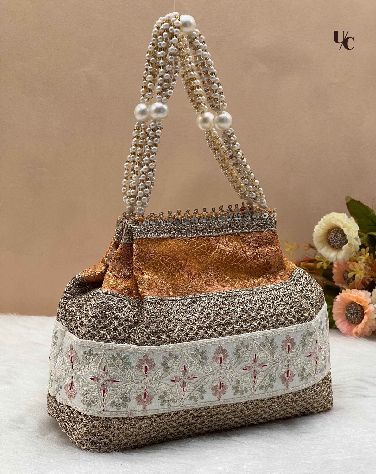 Embroidered Pearl Potli - Norteast.style