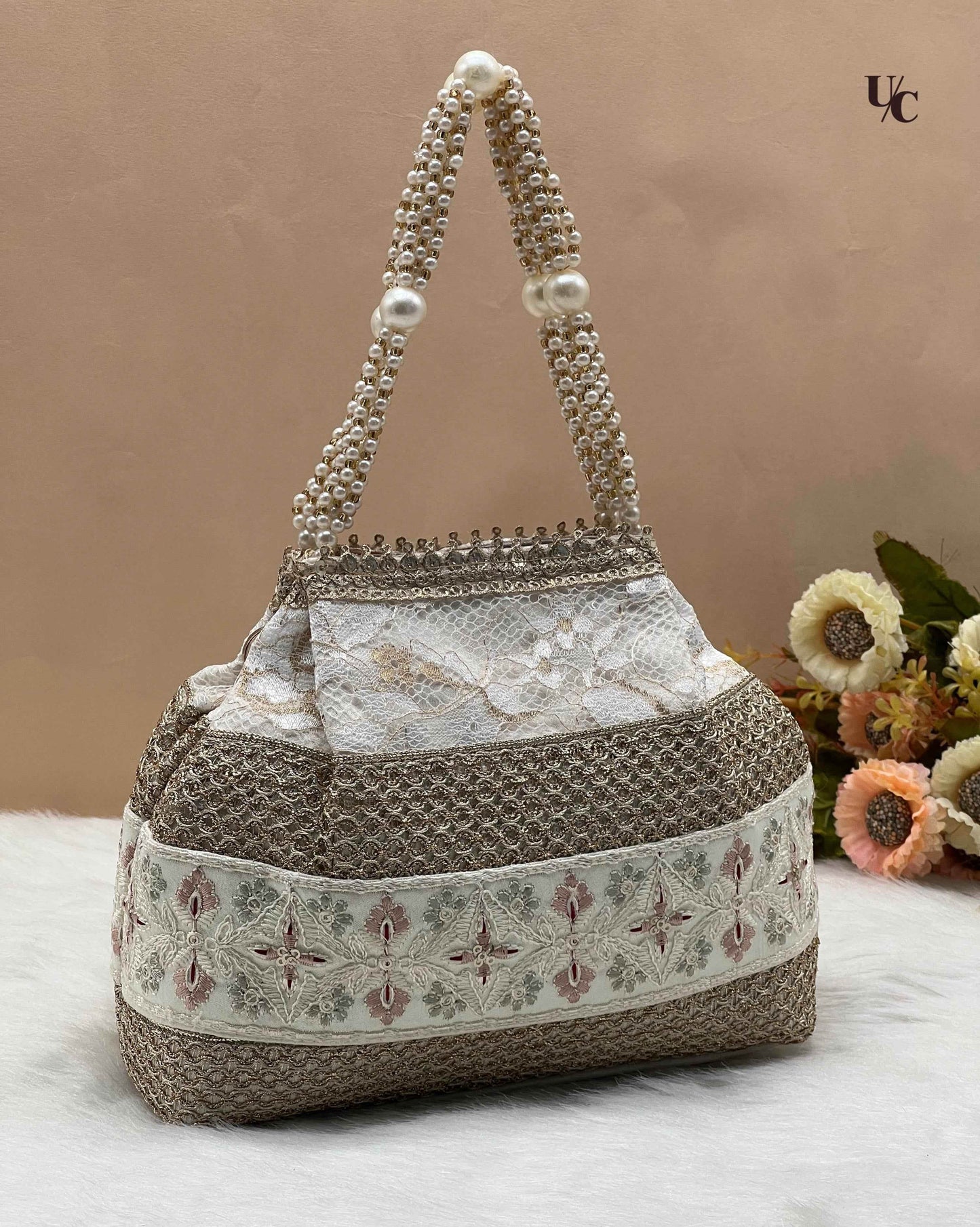 Embroidered Pearl Potli - Norteast.style