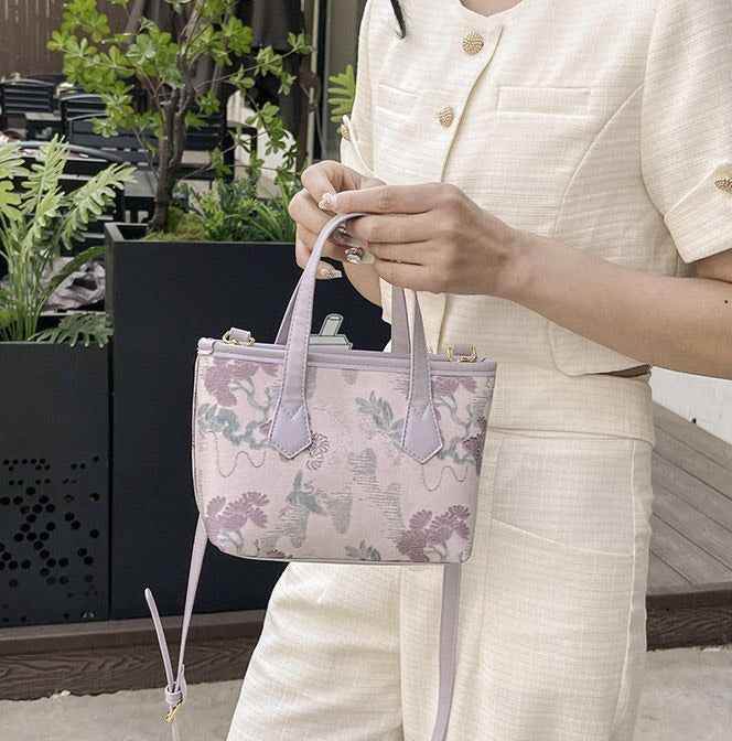Vogue PU Sling - Norteast.style
