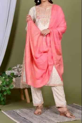 Divya Kurti Set - Elegant Ethnic Wear for Every Occasion - Norteast.style