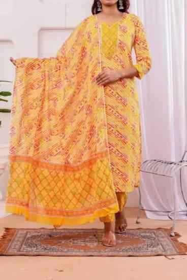 Sree Kurti Set - Elegant Tradition Meets Modern Style - Norteast.style