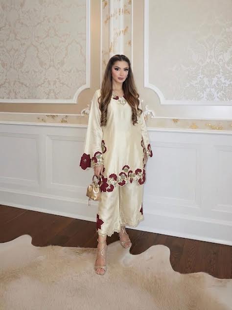 Cream Roman Glass Silk Embroidered Kurta Pant Set